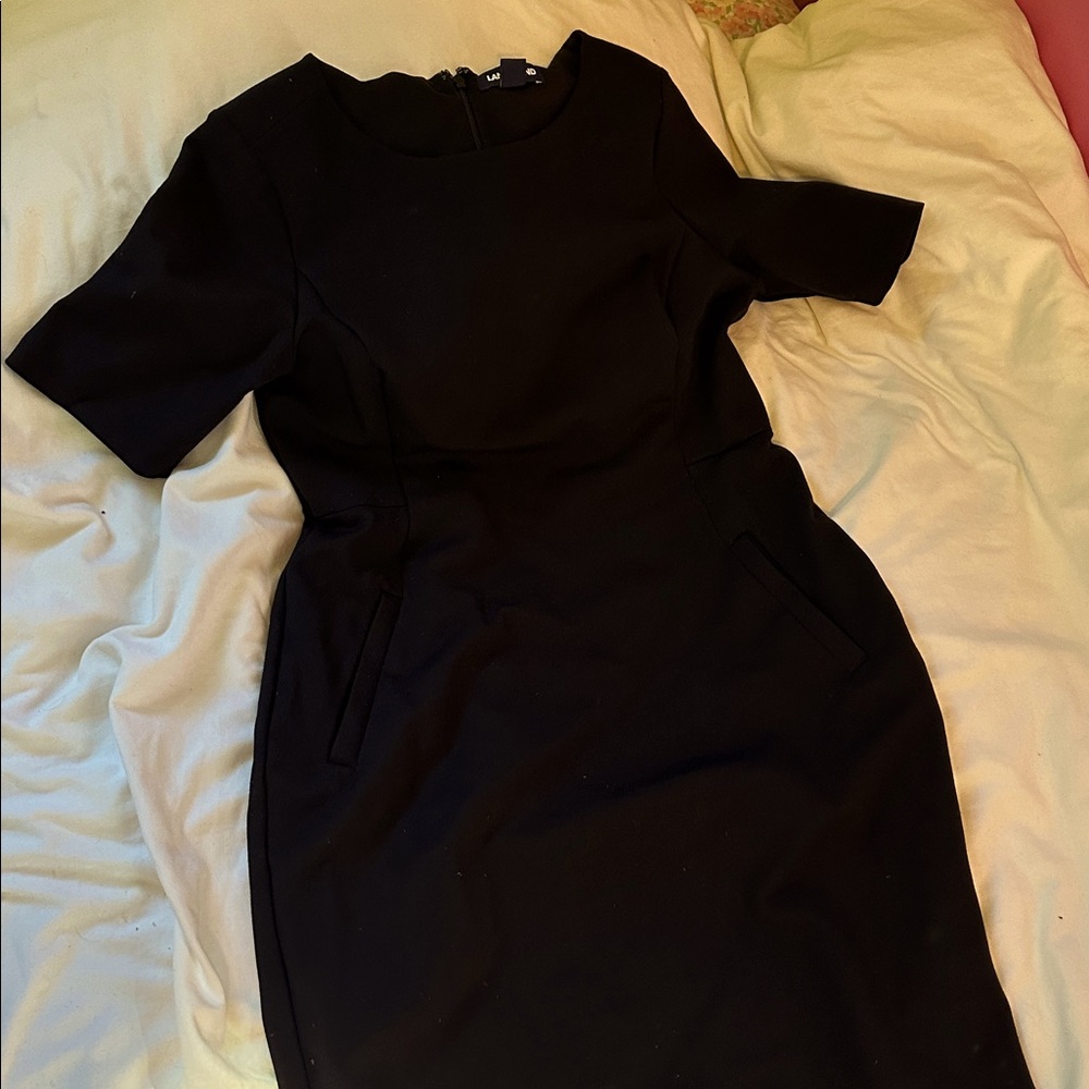 Lands End Ponte Knit Short Sleeve Dress Sheath Black Size 12 with pockets